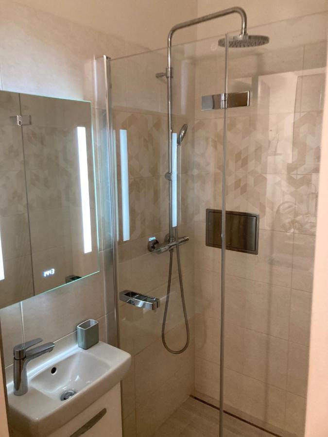 Apartment Jana Masaryka Prague Ngoại thất bức ảnh
